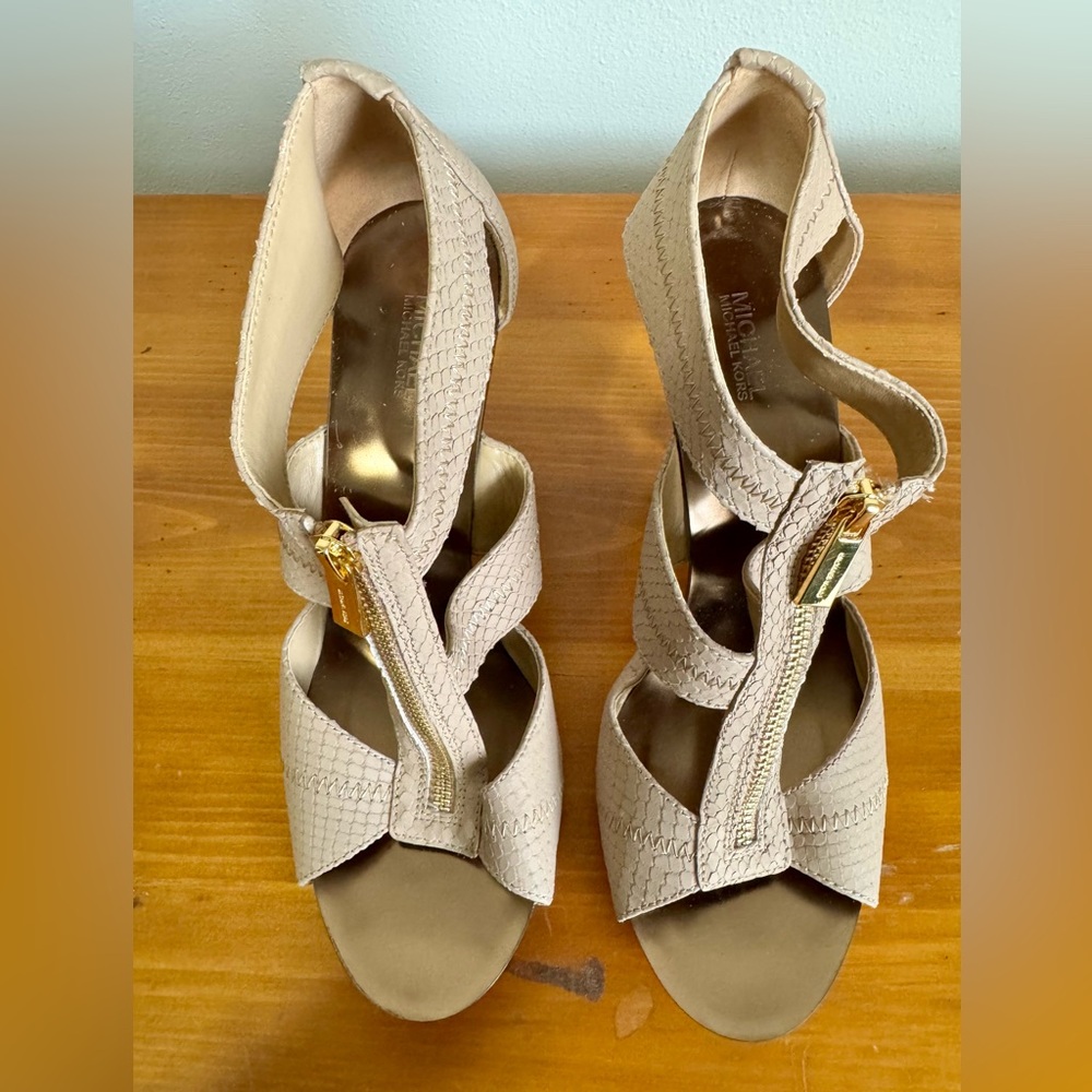 Michael Kors Beige Strappy Zip Front Heels - Picture 3 of 11